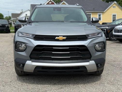 Sterling Gray Metallic 2023 Chevrolet Trailblazer LT