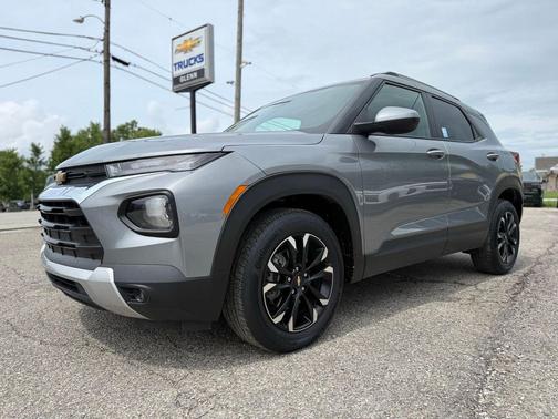 Sterling Gray Metallic 2023 Chevrolet Trailblazer LT