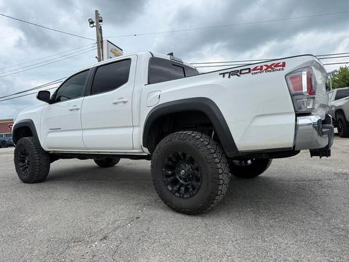 White 2022 Toyota Tacoma TRD Pro