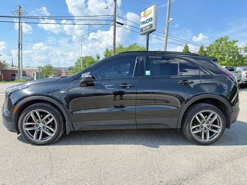 Stellar Black Metallic 2021 Cadillac XT4 Sport