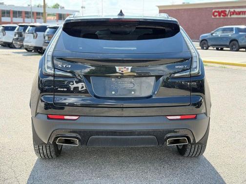 Stellar Black Metallic 2021 Cadillac XT4 Sport