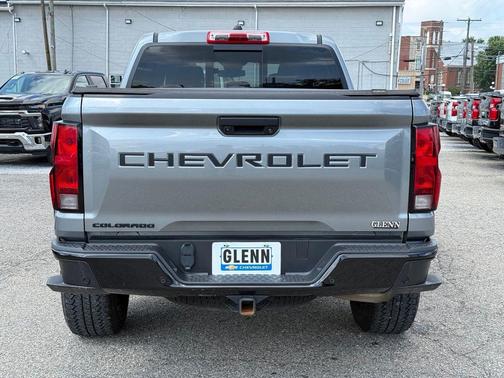 Sterling Grey Metallic 2023 Chevrolet Colorado Trail Boss