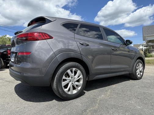 2020 Hyundai TUCSON SE