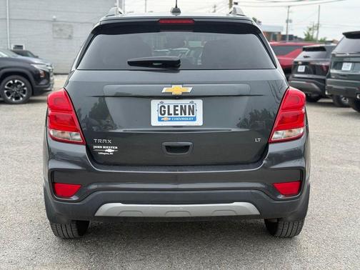 Nightfall Gray Metallic 2019 Chevrolet Trax LT