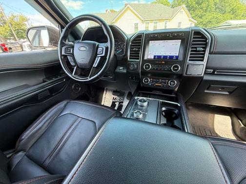 Star White Metallic Tri-Coat 2021 Ford Expedition Limited