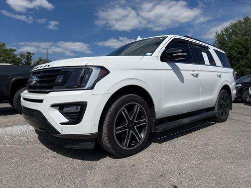 Star White Metallic Tri-Coat 2021 Ford Expedition Limited