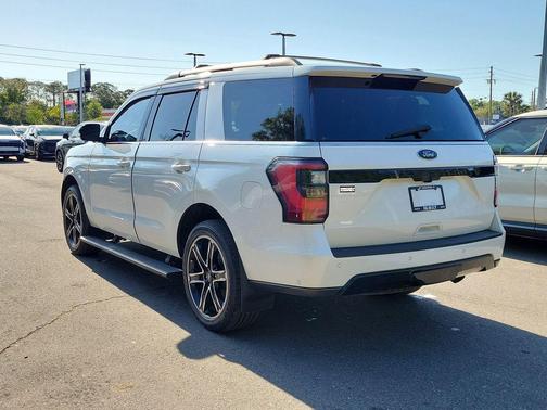 Star White Metallic Tri-Coat 2021 Ford Expedition Limited