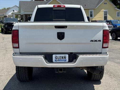2018 RAM 2500 Big Horn Crew Cab 4x4 6'4' Box