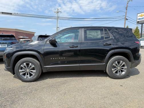 Mosaic Black Metallic 2026 Chevrolet Equinox 1LT