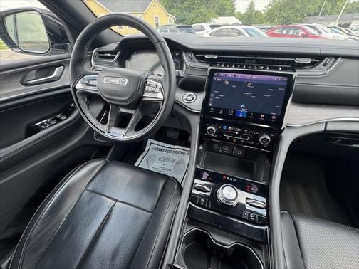 2022 Jeep Grand Cherokee L Overland