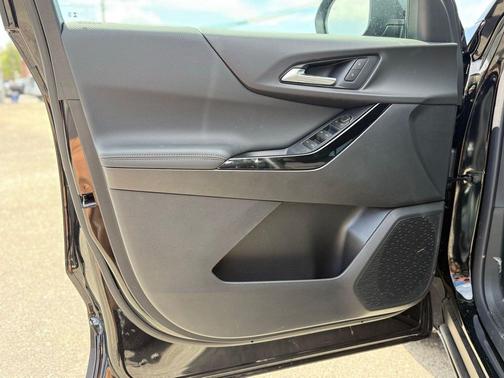 Mosaic Black Metallic 2026 Chevrolet Equinox 1LT