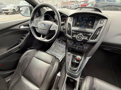 2016 Ford Focus ST 