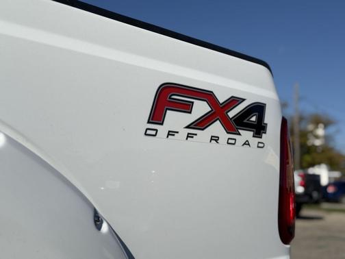 2015 Ford F-350 Lariat