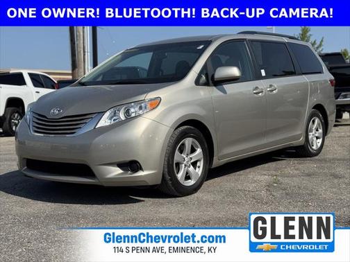 2015 Toyota Sienna LE