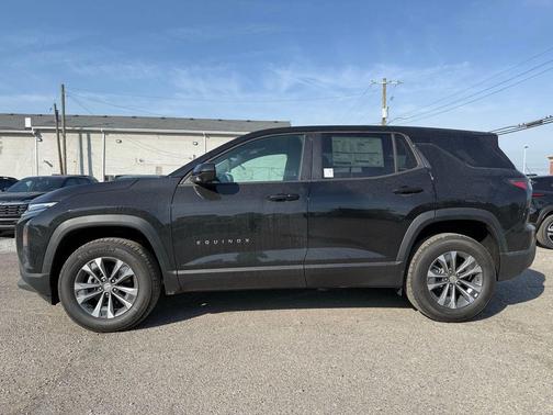 Mosaic Black Metallic 2026 Chevrolet Equinox 1LT
