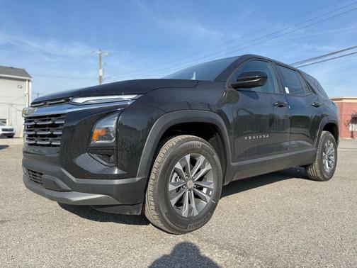Mosaic Black Metallic 2026 Chevrolet Equinox 1LT