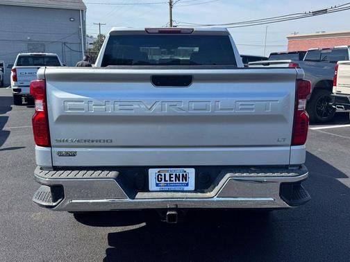 Silver Ice Metallic 2021 Chevrolet Silverado 1500 LT