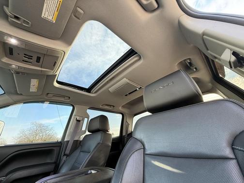 2015 GMC Sierra 2500 Denali