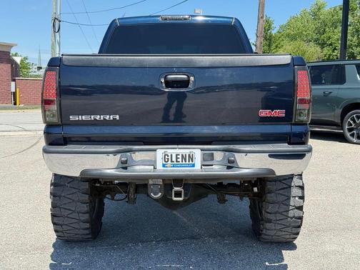 Cadet Blue Metallic 2005 GMC Sierra 2500 SLT H/D Crew Cab