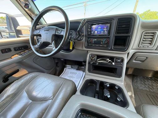 Cadet Blue Metallic 2005 GMC Sierra 2500 SLT H/D Crew Cab