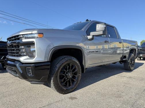 2026 Chevrolet Silverado 2500 Custom