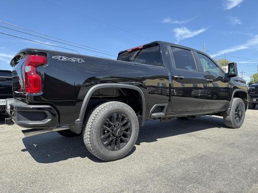 2026 Chevrolet Silverado 2500 Custom