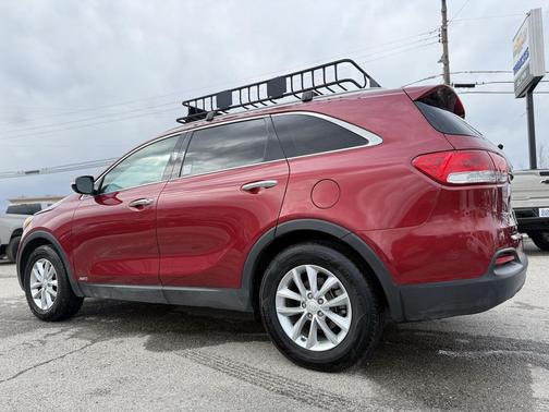 2018 Kia Sorento LX