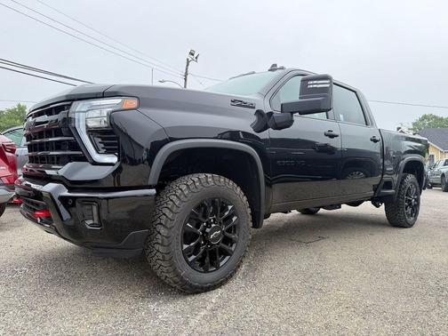 Black 2026 Chevrolet Silverado 2500 LT