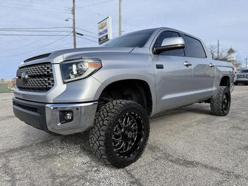 2018 Toyota Tundra SR5