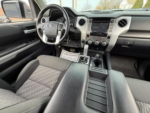 2018 Toyota Tundra SR5