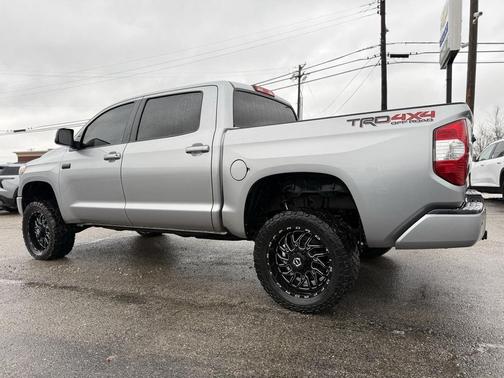 2018 Toyota Tundra SR5