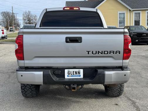 2018 Toyota Tundra SR5