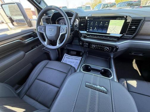 2026 Chevrolet Silverado 3500 High Country