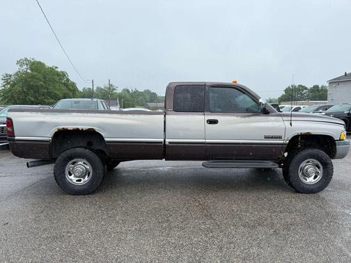 1997 Dodge Ram 2500 ST Club Cab
