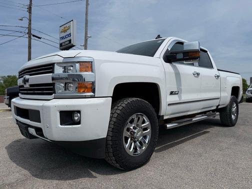 Summit White 2016 Chevrolet Silverado 3500 LTZ