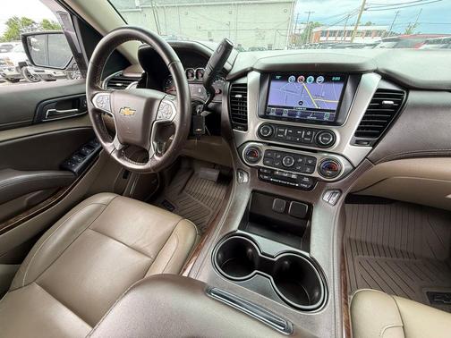 Summit White 2019 Chevrolet Tahoe LT