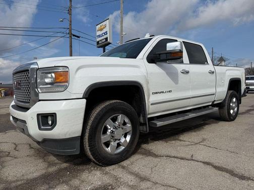 2016 GMC Sierra 2500 Denali