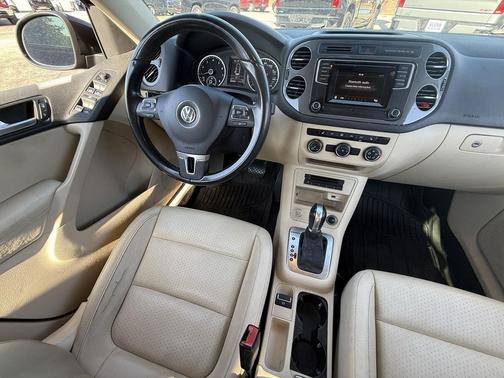 2016 Volkswagen Tiguan S