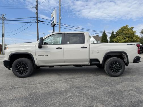 2026 Chevrolet Silverado 2500 Custom