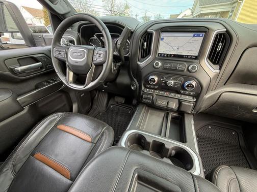 2021 GMC Sierra 2500 AT4