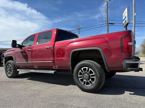 Red Quartz Tintcoat 2018 GMC Sierra 2500 SLT
