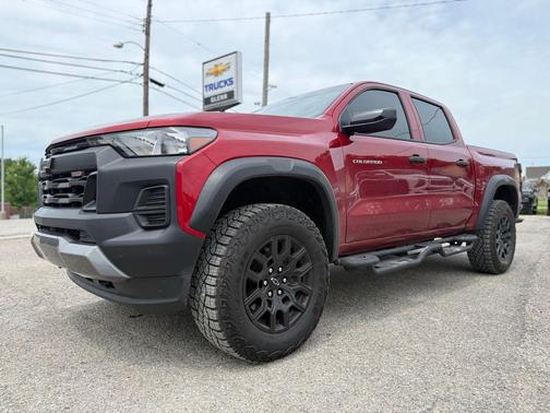 Radiant Red Tintcoat 2026 Chevrolet Colorado Trail Boss