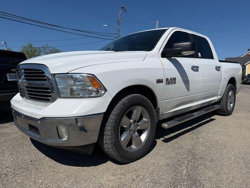 Bright White Clearcoat 2016 RAM 1500 Big Horn