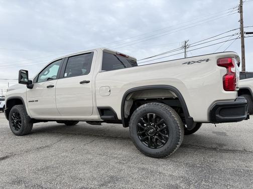 2026 Chevrolet Silverado 2500 Custom
