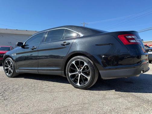 2014 Ford Taurus SEL
