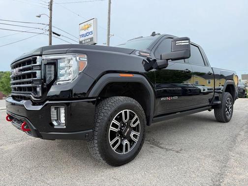 Onyx Black 2023 GMC Sierra 3500 AT4