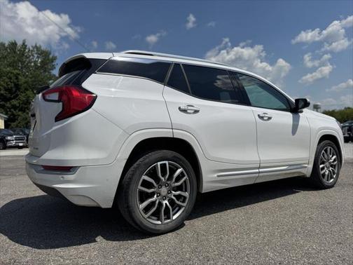 2022 GMC Terrain Denali