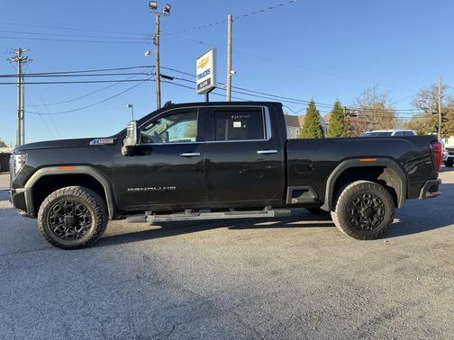 2024 GMC Sierra 2500 Denali