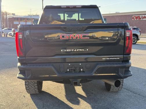 2024 GMC Sierra 2500 Denali