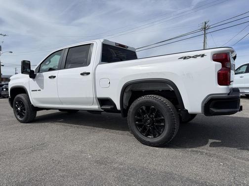 2026 Chevrolet Silverado 2500 Custom